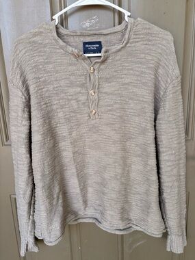Abercrombie & Fitch 100% cotton knit henley